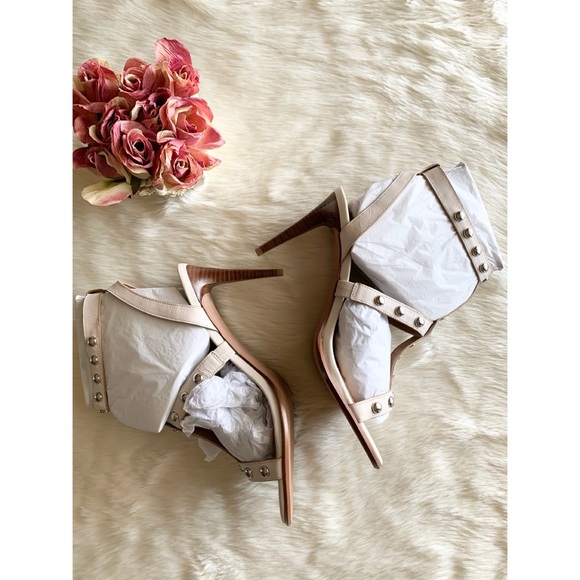 New • Coach Isabell II Strap Sandal - Picture 3 of 5